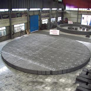 Graphite brick of 3200 m³ B.F.